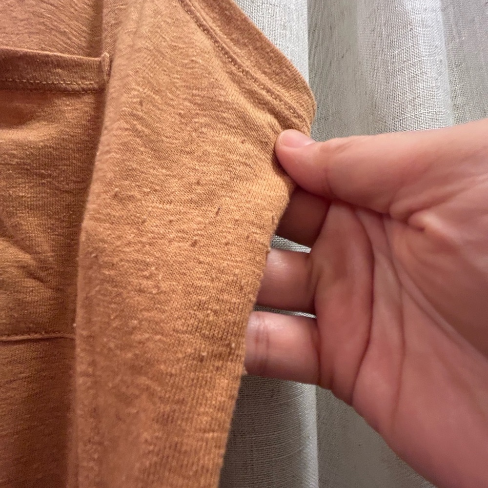 Women's Sleeveless Top - Picture 4 of 6